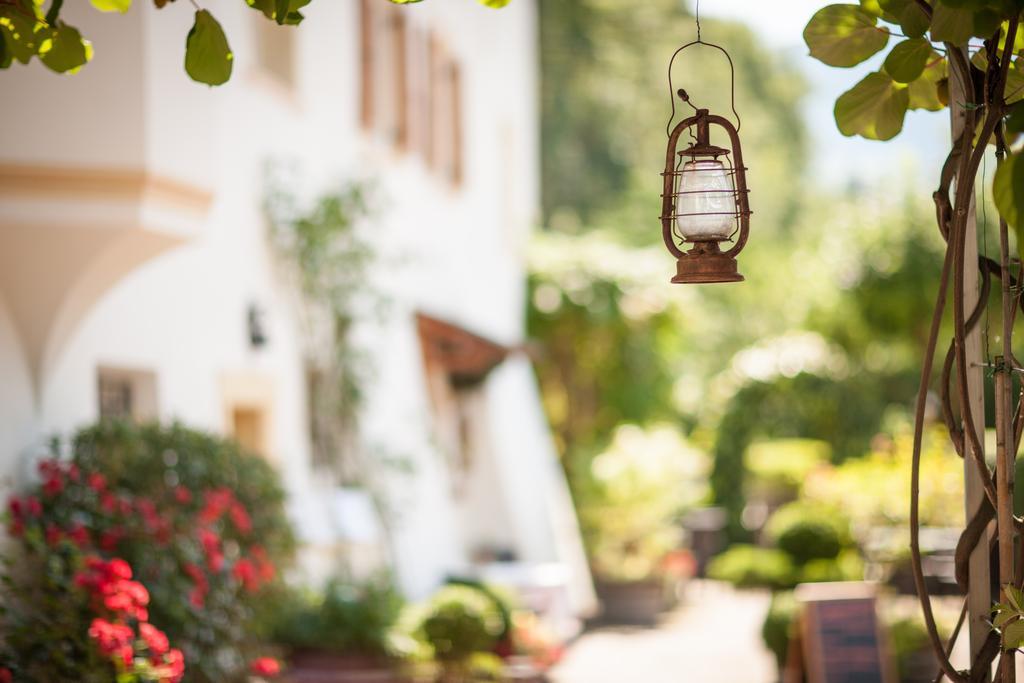 Hotel Ansitz Gamp Klausen Buitenkant foto