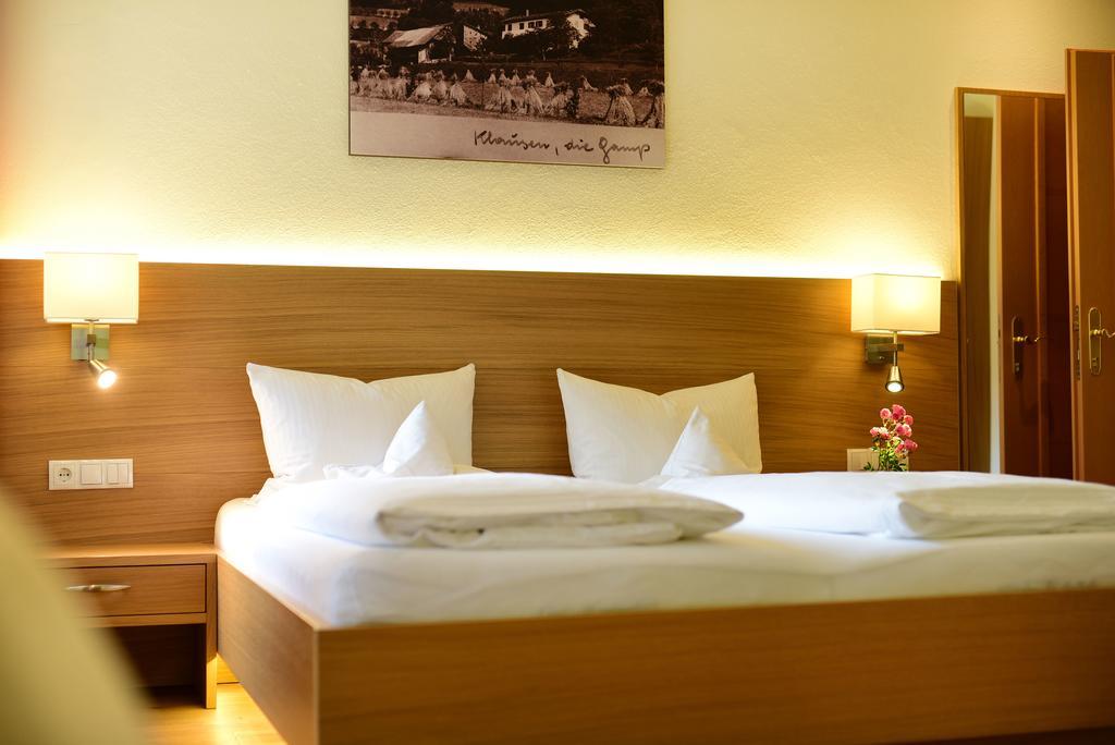 Hotel Ansitz Gamp Klausen Buitenkant foto